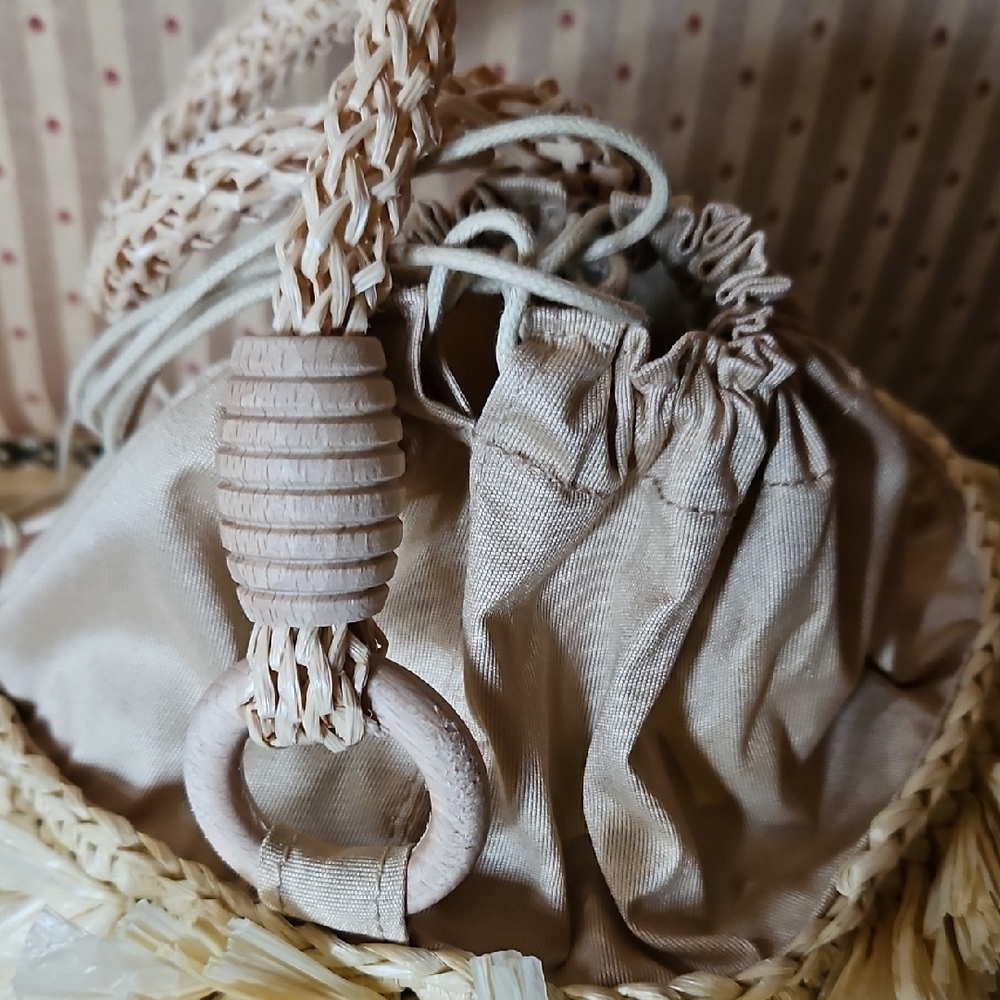 Caterina Bertini Straw-Like Mini Bucket Bag with Drawstring - Picture 3 of 8